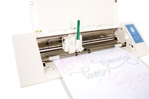 Silhouette pen holder