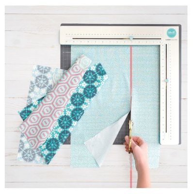 We R Memory Keepers tool laser square & mat